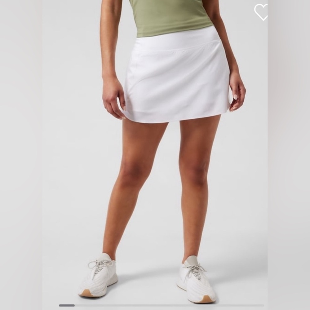 NWT Athleta 1X Run With It 16’ Skort Bright White new